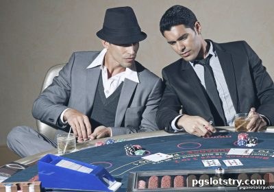 pg电子试玩网：桌游团队合作制胜秘诀
