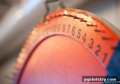 pg电子试玩网深度解析：现金棋牌大小单双策略与平台安全评估全指南