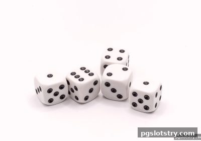 pg电子试玩网深度解析：推牌九与足球直播的跨界下注时机及现金棋牌实战策略