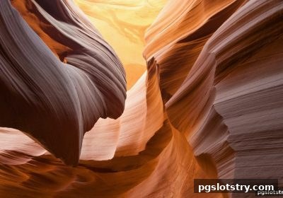 pg电子试玩网揭秘：游戏玩法中的特殊符号——隐藏的密码与策略