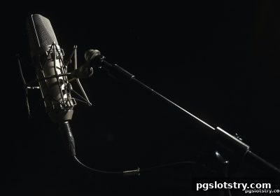 pg电子试玩网足球直播：实时评论互动如何引爆观赛激情与社群归属
